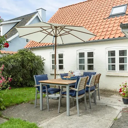 Merete - 50m From The Sea By Interhome *
