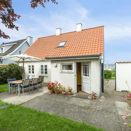 Merete - 50m From The Sea By Interhome Feriehus