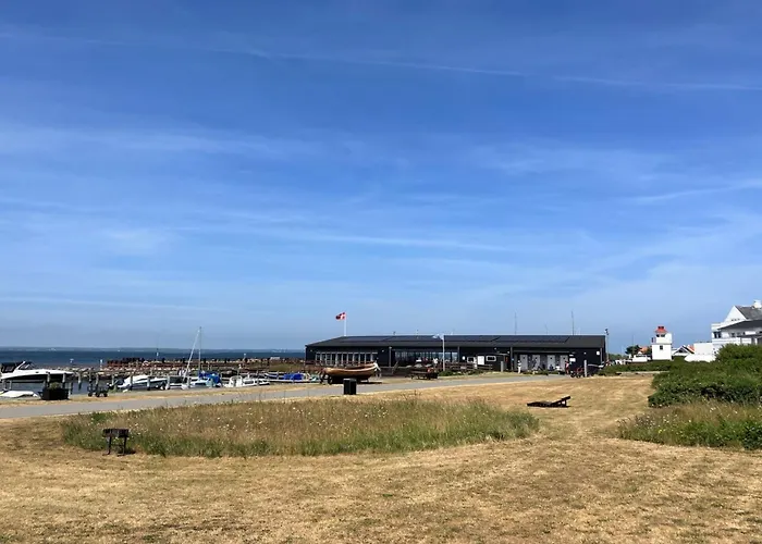 Merete - 50m From The Sea By Interhome